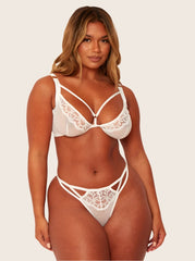 Tutti Threesome : Ice White
