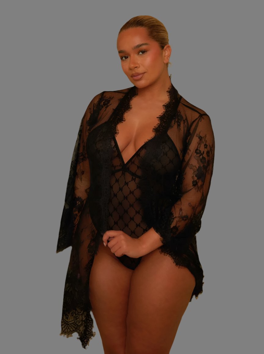 Melly Lace Robe : Onyx Black